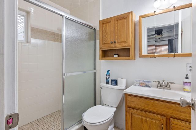 1029 N Gowdy Street, Visalia, CA 93292