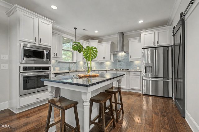 6712 Stepherly Way, Holly Springs, NC 27540