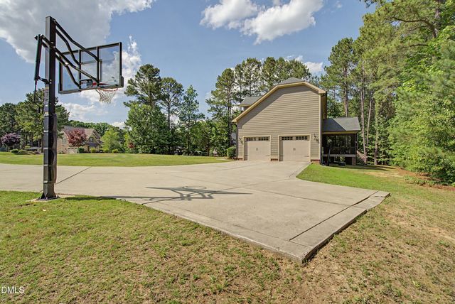 6712 Stepherly Way, Holly Springs, NC 27540
