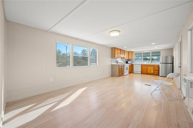 3707 E Diagonal Way, Kingman, AZ 86409