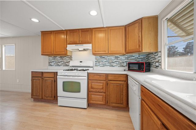 3707 E Diagonal Way, Kingman, AZ 86409