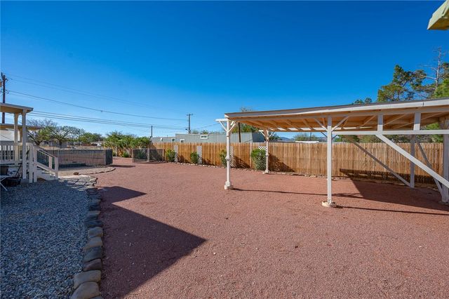 3707 E Diagonal Way, Kingman, AZ 86409