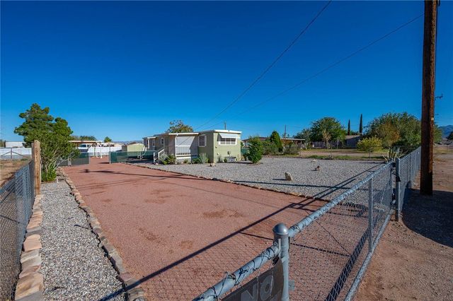 3707 E Diagonal Way, Kingman, AZ 86409