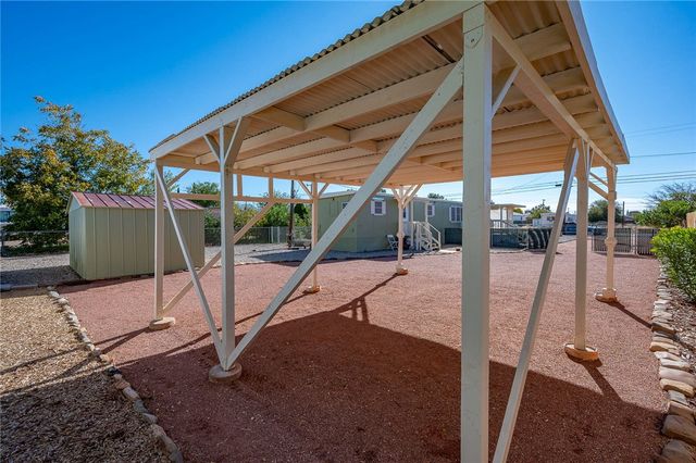 3707 E Diagonal Way, Kingman, AZ 86409