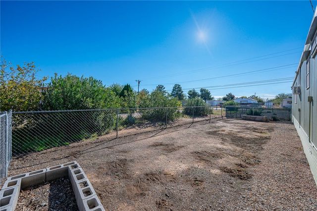 3707 E Diagonal Way, Kingman, AZ 86409