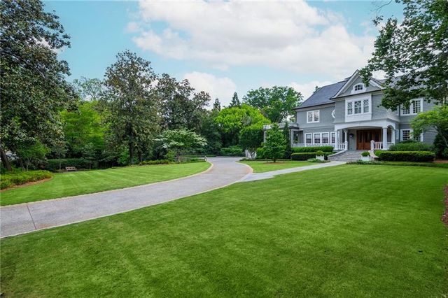 210 Peachtree Circle NE, Atlanta, GA 30309