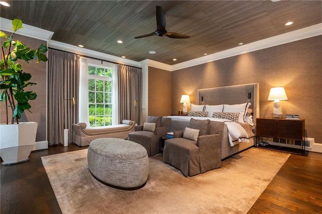 210 Peachtree Circle NE, Atlanta, GA 30309