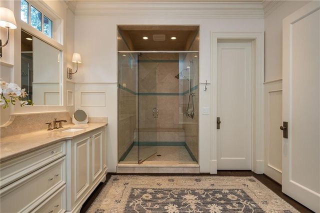 210 Peachtree Circle NE, Atlanta, GA 30309