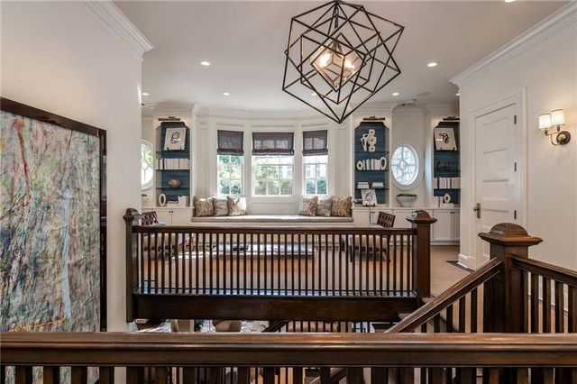 210 Peachtree Circle NE, Atlanta, GA 30309