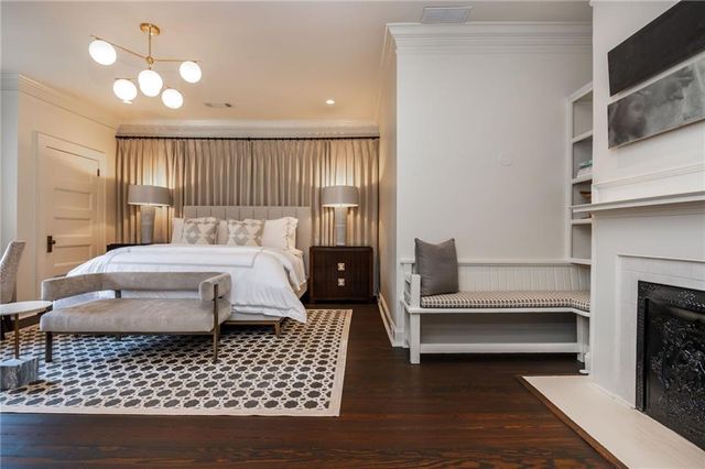 210 Peachtree Circle NE, Atlanta, GA 30309