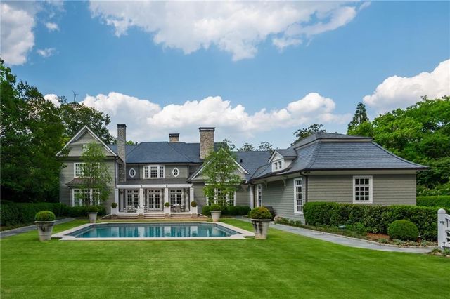 210 Peachtree Circle NE, Atlanta, GA 30309