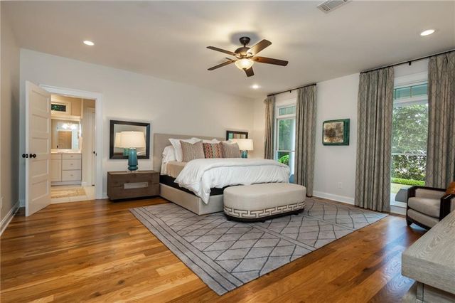 210 Peachtree Circle NE, Atlanta, GA 30309