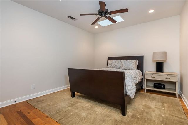 210 Peachtree Circle NE, Atlanta, GA 30309