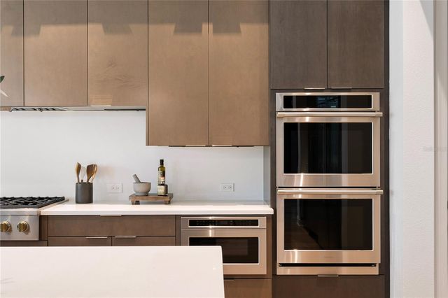 11292 KINGLY LANE, Odessa, FL 33556