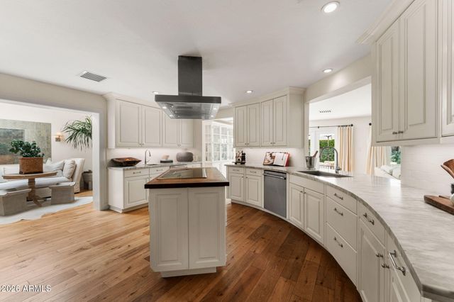 6701 N SCOTTSDALE Road 34, Scottsdale, AZ 85250