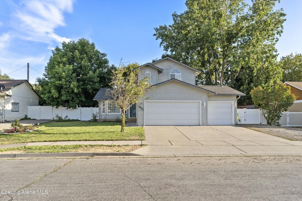 3841 W RIVER FALLS DR, Post Falls, ID 83854