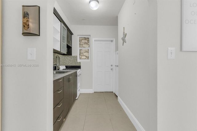 503 75th St 7504, Miami Beach, FL 33141