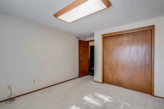 9840 W PAR LN, Wichita, KS 67212