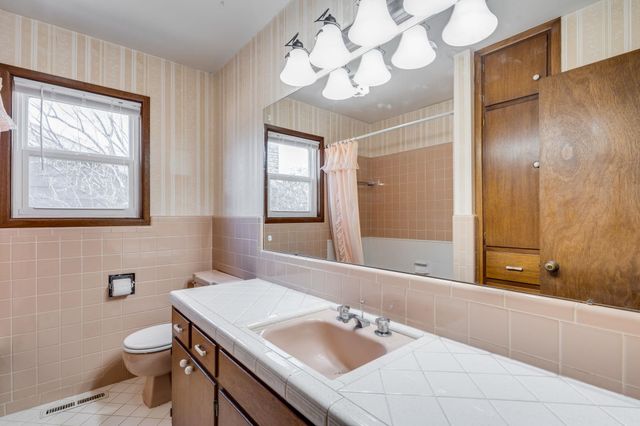 9840 W PAR LN, Wichita, KS 67212