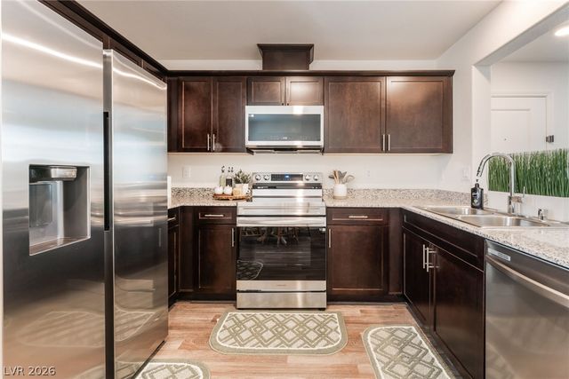 2830 Matador Red Avenue, North Las Vegas, NV 89086