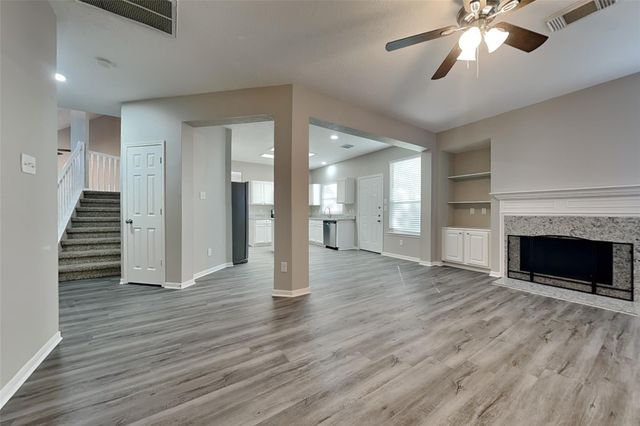 9615 Winter Run Drive, Houston, TX 77064