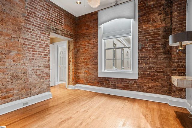 100 W Court St Unit 3M Unit 3L, Greenville, SC 29601