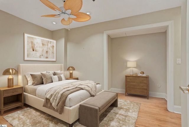 100 W Court St Unit 3M Unit 3L, Greenville, SC 29601