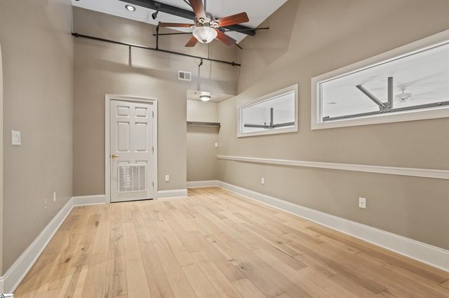 100 W Court St Unit 3M Unit 3L, Greenville, SC 29601