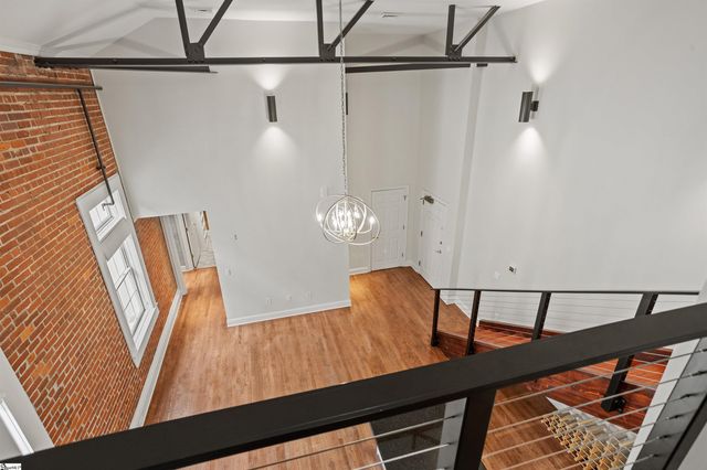 100 W Court St Unit 3M Unit 3L, Greenville, SC 29601