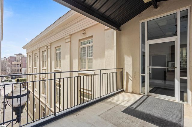 100 W Court St Unit 3M Unit 3L, Greenville, SC 29601