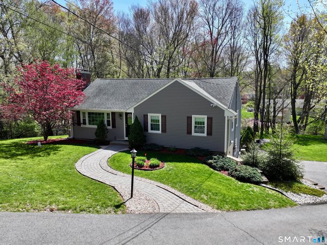 866 Hopewell Road, Glastonbury, CT 06073