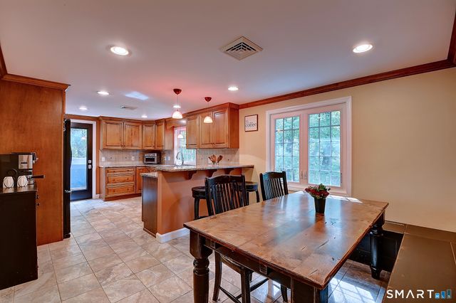 866 Hopewell Road, Glastonbury, CT 06073