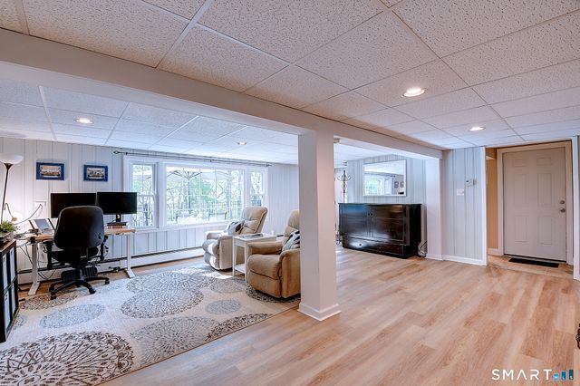 866 Hopewell Road, Glastonbury, CT 06073