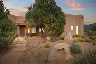 289 NM-165, Placitas, NM 87043