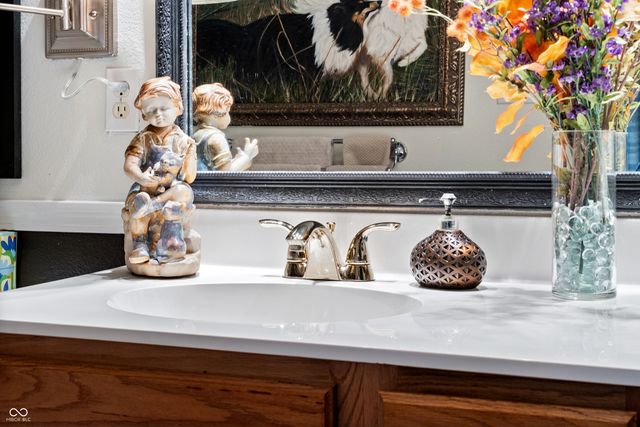 5346 Shamus Drive, Indianapolis, IN 46235