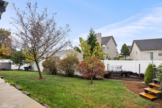 5346 Shamus Drive, Indianapolis, IN 46235