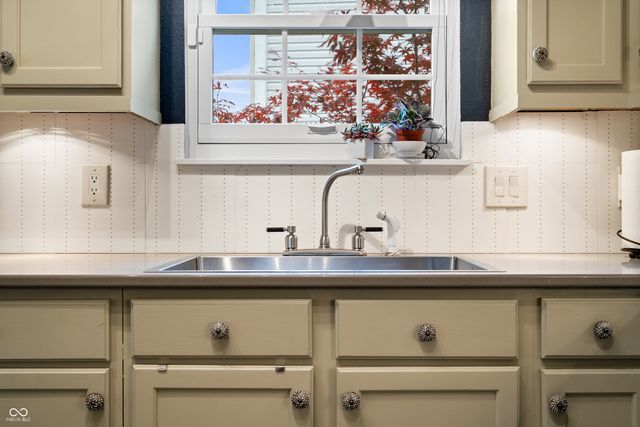 5346 Shamus Drive, Indianapolis, IN 46235