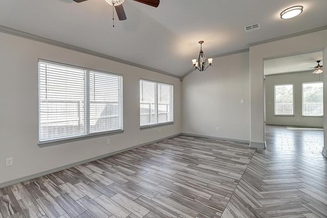 1542 Oak Hill Dr, Corpus Christi, TX 78418