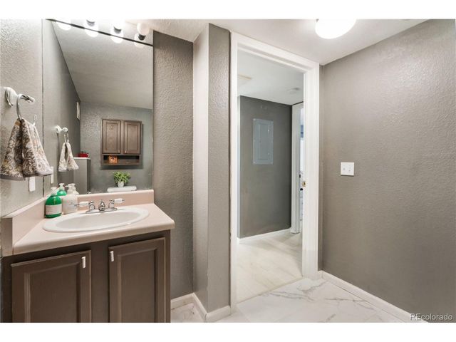 1638 S Deframe St A1, Lakewood, CO 80228