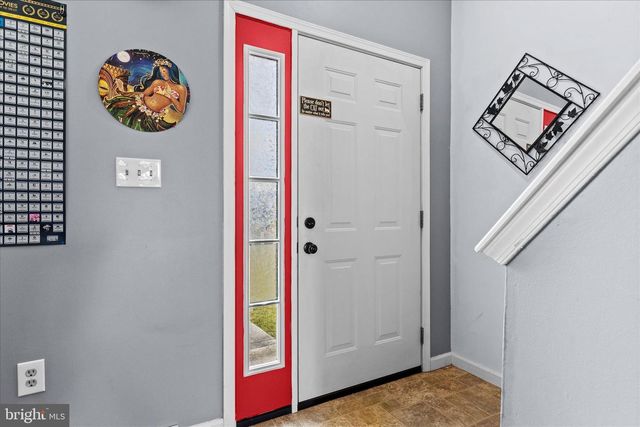 1165 LEDGE DR, York, PA 17408