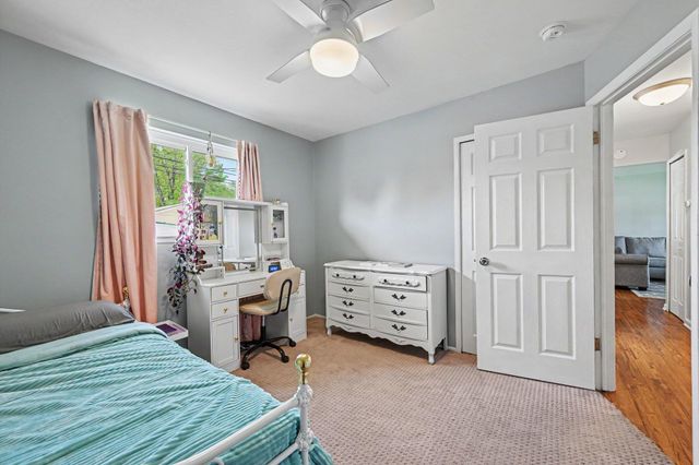 6506 Chirrewa Street, Westland, MI 48185