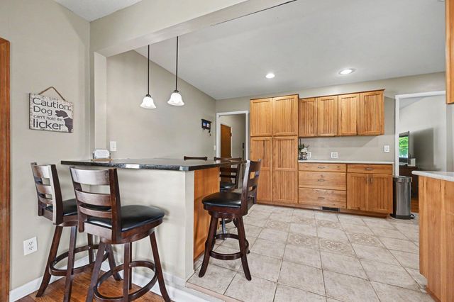 6506 Chirrewa Street, Westland, MI 48185
