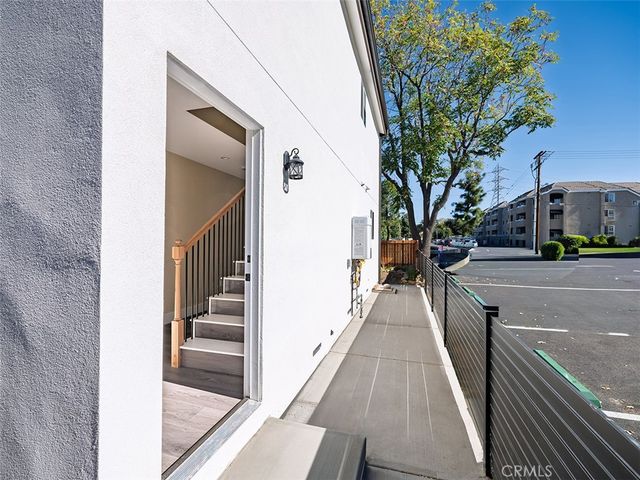 24743 Valley Street 1, Newhall, CA 91321