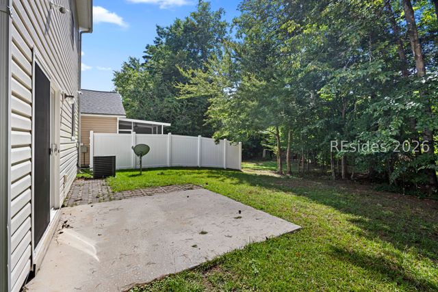 241 Chemistry Cir, Ladson, SC 29456
