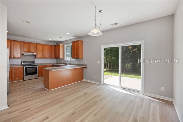 241 Chemistry Cir, Ladson, SC 29456