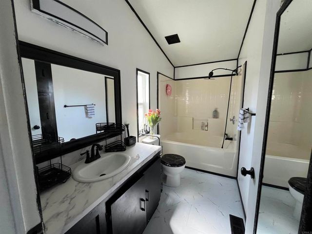 255 E Bradley Avenue 3, El Cajon, CA 92021