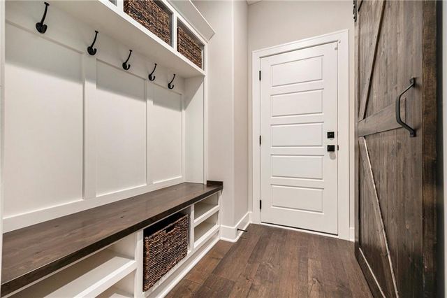 1807 SW Cemetery Road, Oak Grove, MO 64075