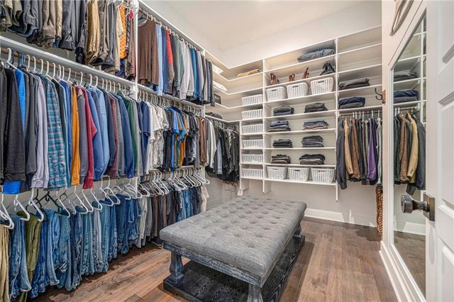 1807 SW Cemetery Road, Oak Grove, MO 64075