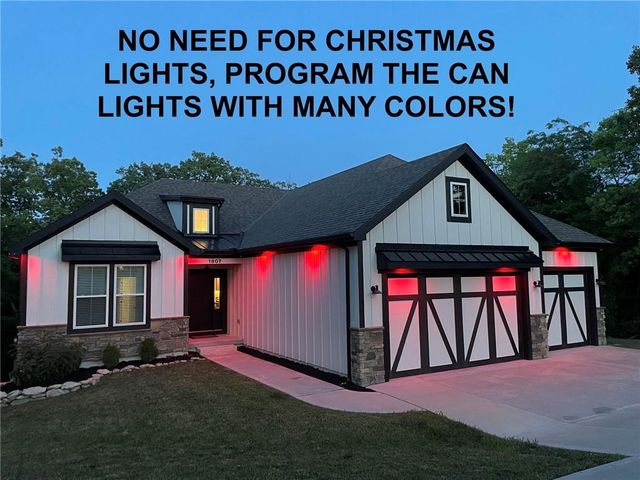 1807 SW Cemetery Road, Oak Grove, MO 64075