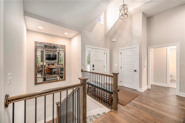 1807 SW Cemetery Road, Oak Grove, MO 64075